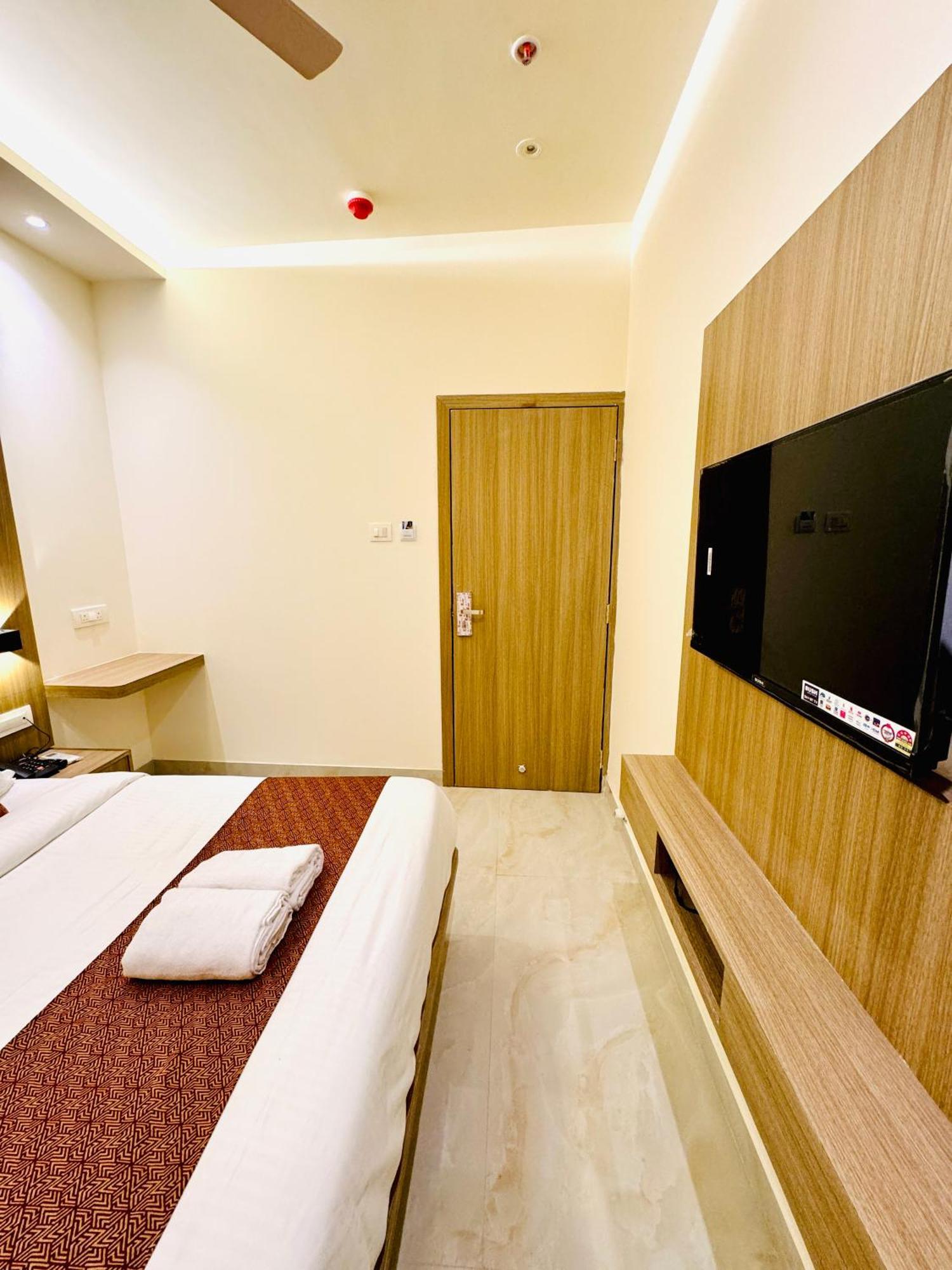Hotel Bellamont Mumbai Exterior foto